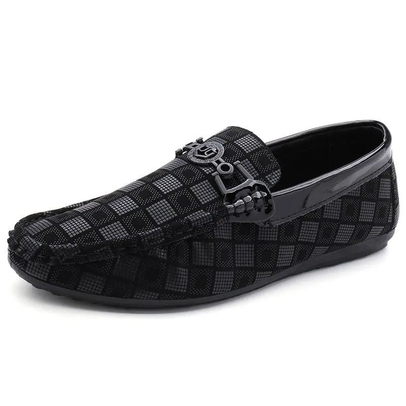 The lazy man put on plaid shoes - MyQualityproduct.shop