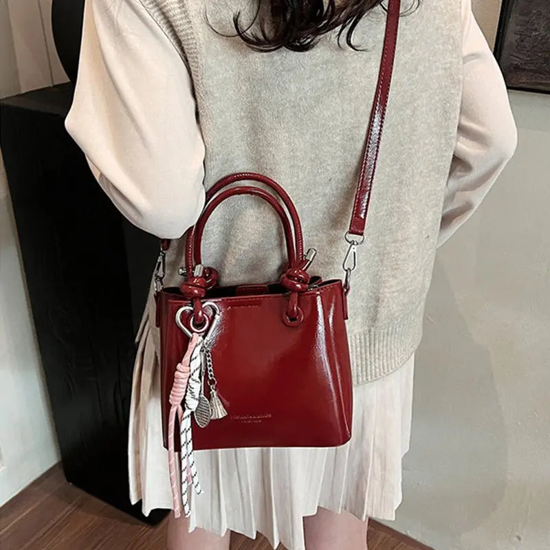 Women's Messenger Bag Fashion Portable One-shoulder Bucket Bag MyQualityproduct.shop