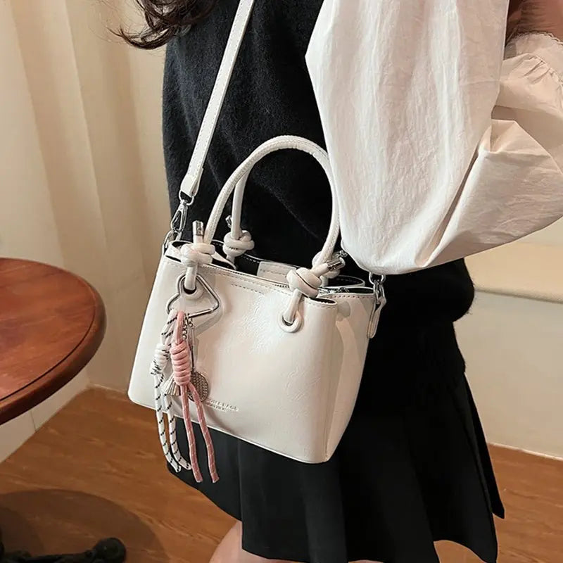 Women's Messenger Bag Fashion Portable One-shoulder Bucket Bag MyQualityproduct.shop